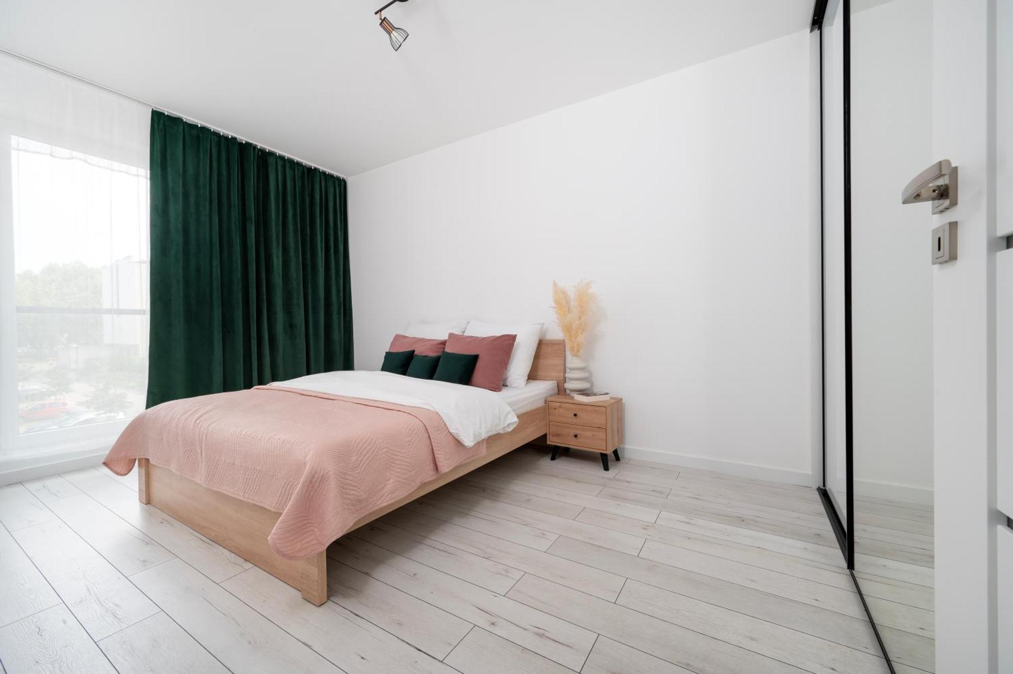 Manufaktura Residence - Apartamenty Industrial Z Parkingiem I Dwoma Lazienkami Лодзь Экстерьер фото
